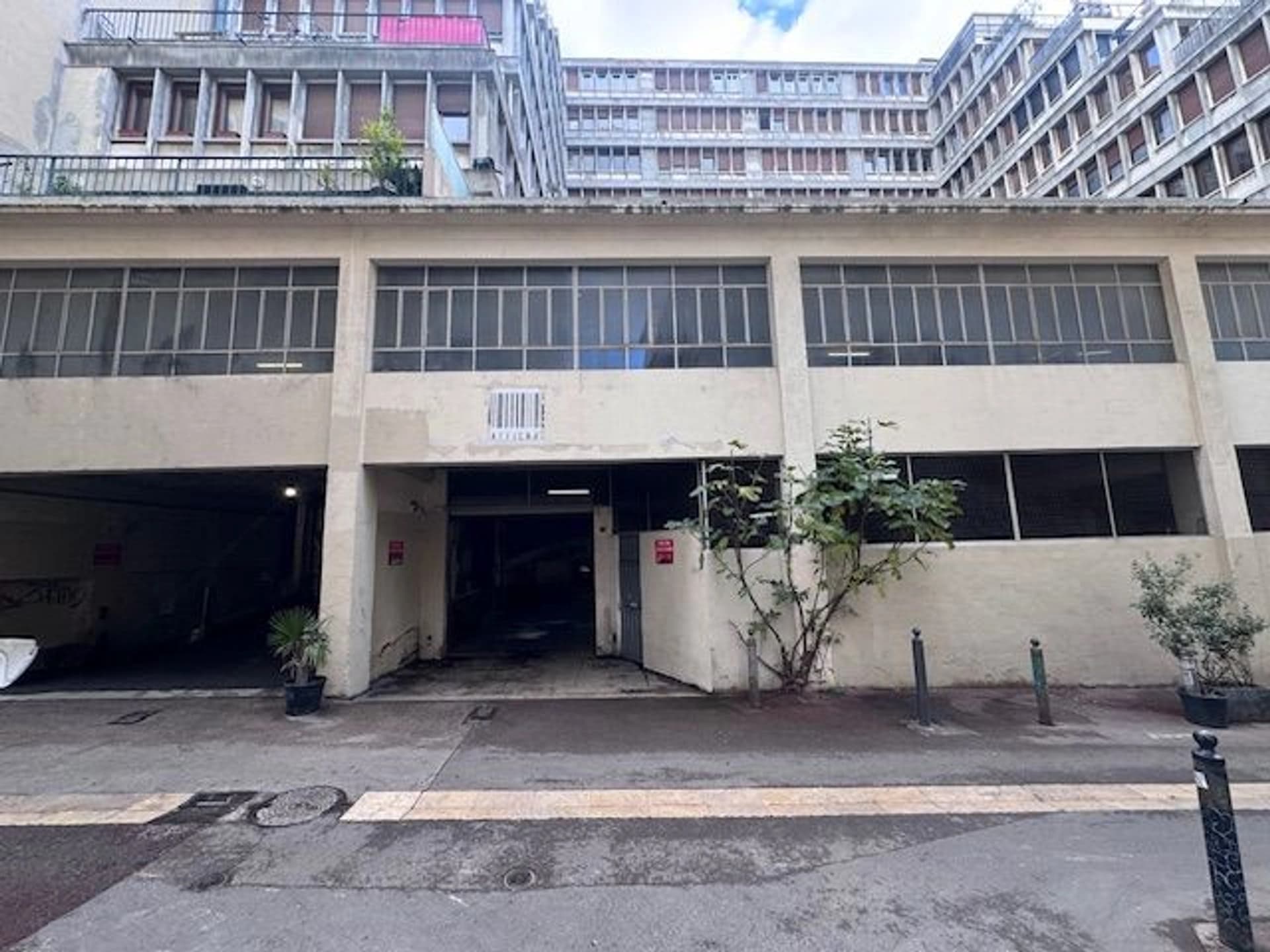 Parking 140 places – Marseille 1er – Rare à la vente